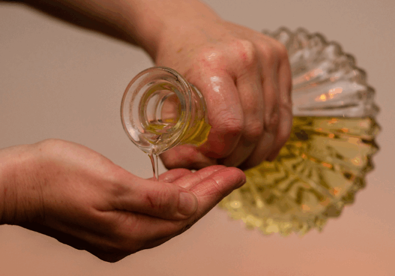 Aromatherapy carrier oil